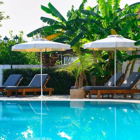 Aquarius Beach Hotel Mesongí Екстериор снимка