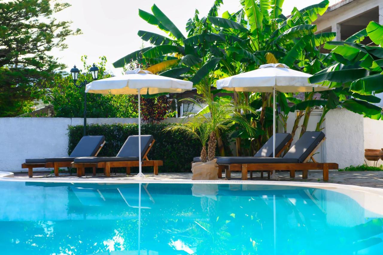 Aquarius Beach Hotel Mesongí Екстериор снимка