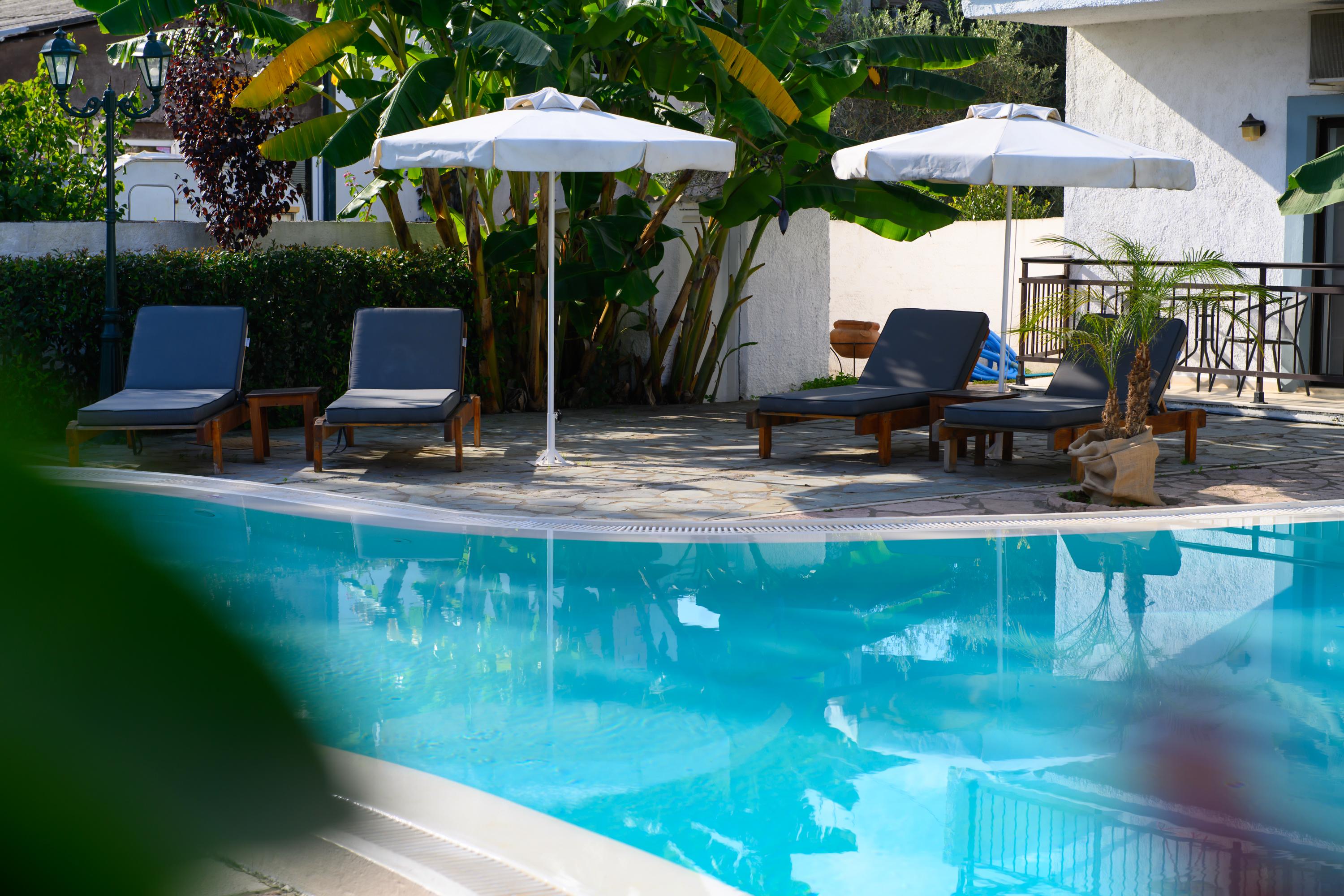 Aquarius Beach Hotel Mesongí Екстериор снимка