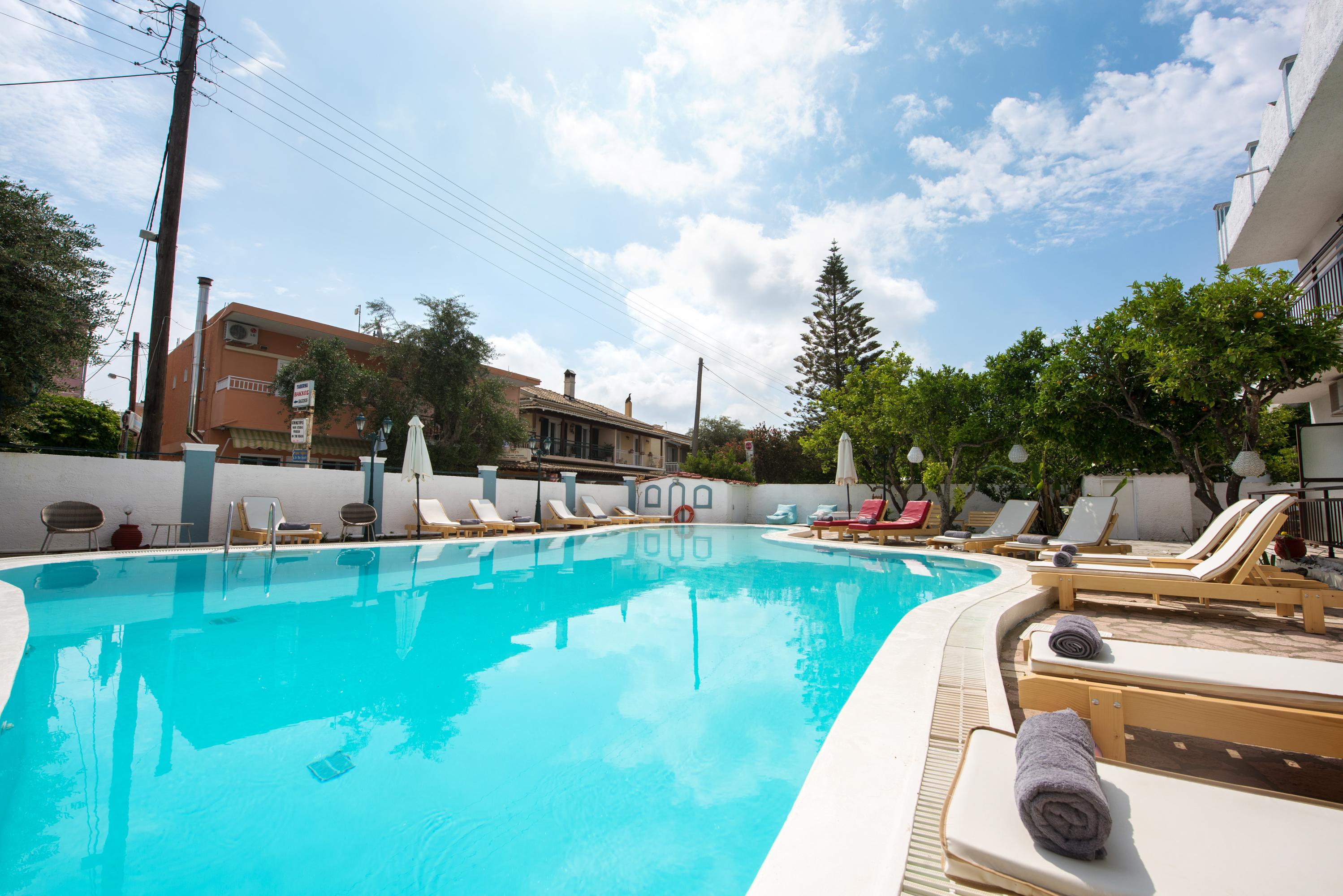 Aquarius Beach Hotel Mesongí Екстериор снимка