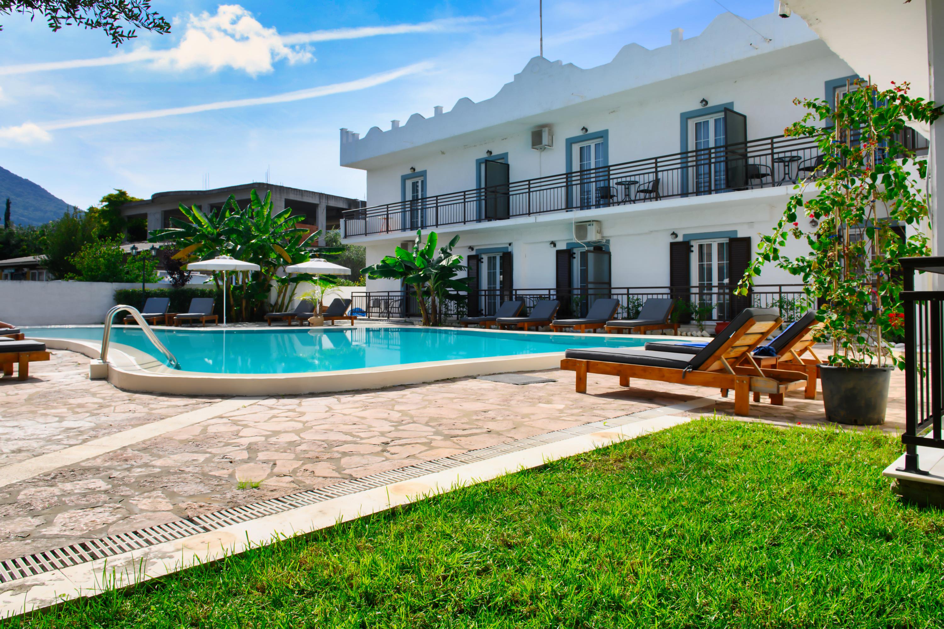 Aquarius Beach Hotel Mesongí Екстериор снимка
