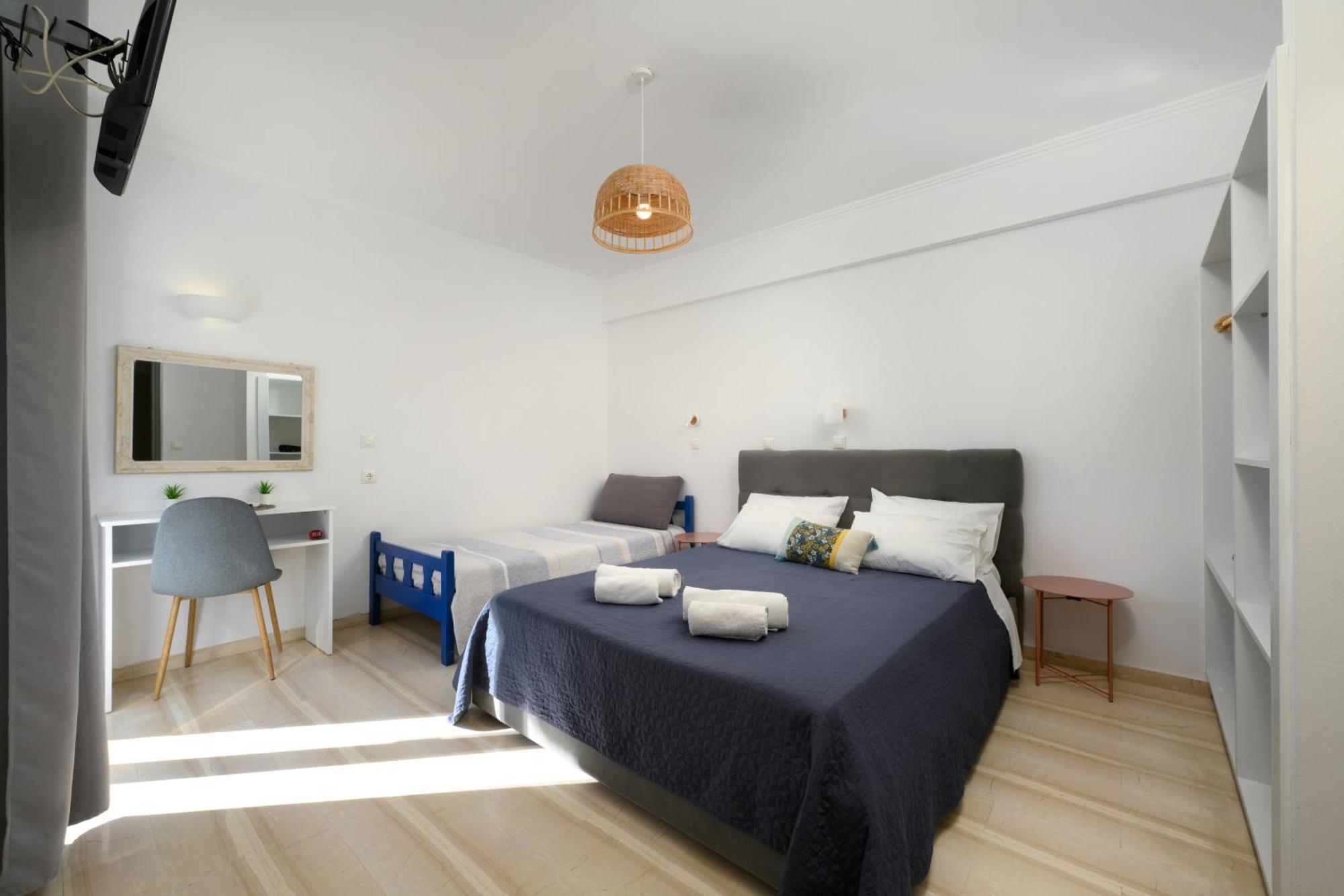 Aquarius Beach Hotel Mesongí Стая снимка